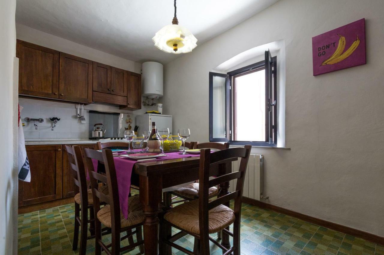 Art Rebus Tower In Tuscany Apartment Рада ин Кианти Екстериор снимка